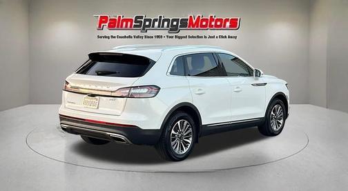 2020 Lincoln Nautilus Standard