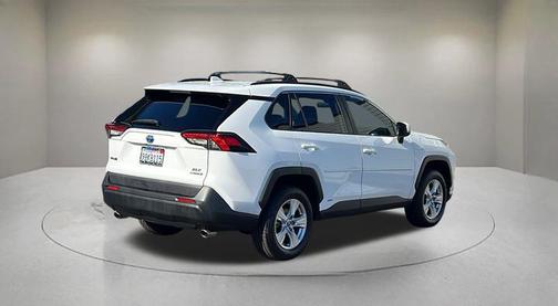 2019 Toyota RAV4 Hybrid XLE