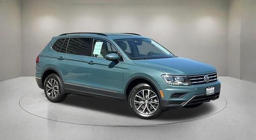 Silk Blue Metallic 2020 Volkswagen Tiguan 2.0T SE