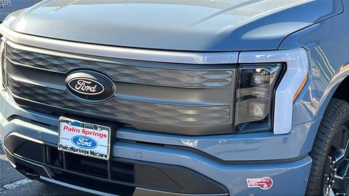2023 Ford F-150 Lightning LARIAT