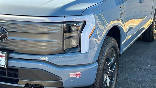 2023 Ford F-150 Lightning LARIAT