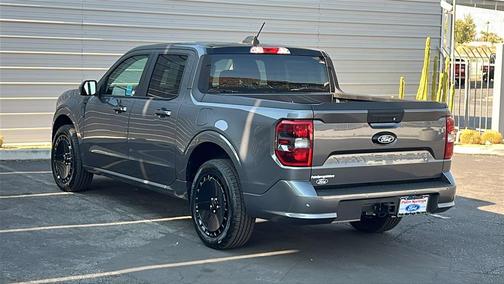 2025 Ford Maverick Lobo Standard