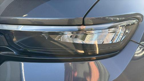 Baltic Gray Metallic Clearcoat 2023 Jeep Grand Cherokee Altitude