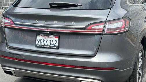 Asher Gray Metallic Clearcoat 2023 Lincoln Nautilus Standard