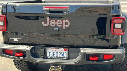 Black Clearcoat 2023 Jeep Gladiator Rubicon