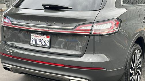 Chroma Caviar Dark Gray Metallic Clearcoat 2023 Lincoln Nautilus Black Label