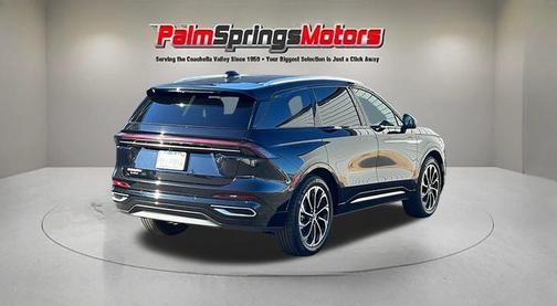 2024 Lincoln Nautilus Reserve