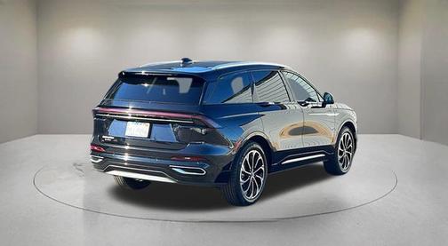 2024 Lincoln Nautilus Reserve