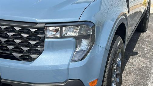 Azure Gray Metallic Tri-Coat 2026 Ford Maverick XLT