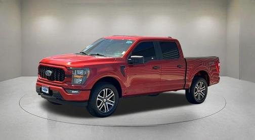 Hot Pepper Red Metallic Tinted Clearcoat 2023 Ford F-150 XL