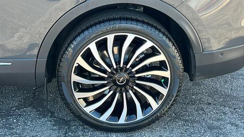 Chroma Caviar Dark Gray Metallic Clearcoat 2022 Lincoln Nautilus Black Label