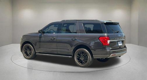 Dark Matter Gray Metallic 2024 Ford Expedition XLT