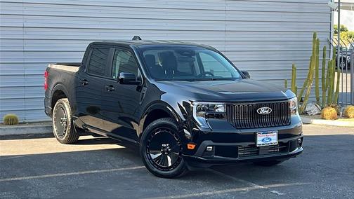 2025 Ford Maverick Lobo Standard