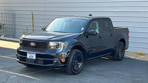 2025 Ford Maverick Lobo Standard