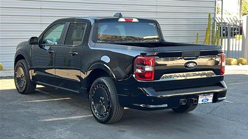 2025 Ford Maverick Lobo Standard