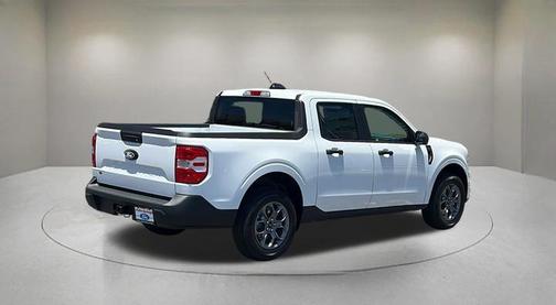 Oxford White 2026 Ford Maverick XLT