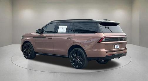 Sunrise Copper Metallic Pearlcoat 2025 Lincoln Navigator Black Label