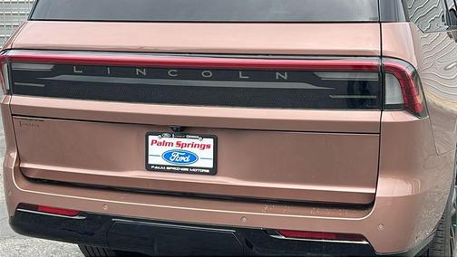 Sunrise Copper Metallic Pearlcoat 2025 Lincoln Navigator Black Label