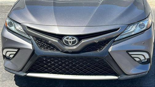 Predawn Gray Mica 2018 Toyota Camry XSE