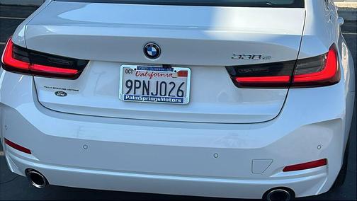 Mineral White Metallic 2024 BMW 330e 330e iPerformance