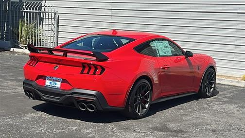 2025 Ford Mustang Dark Horse Fastback