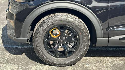 Agate Black Metallic 2026 Ford Explorer Tremor