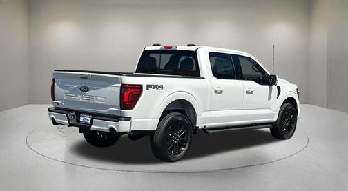 Star White Metallic Tri-Coat 2026 Ford F-150 Lariat