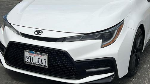 White 2022 Toyota Corolla SE