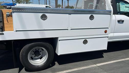 Oxford White 2024 Ford F-350 XL