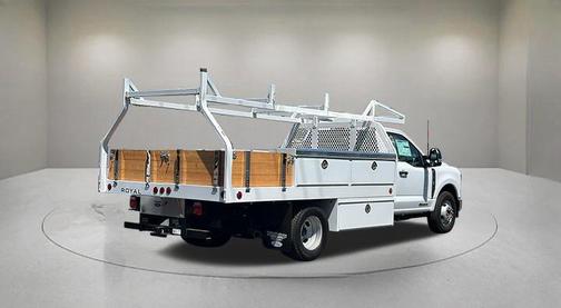 Oxford White 2024 Ford F-350 XL