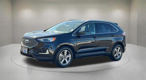 Agate Black Metallic 2024 Ford Edge SEL