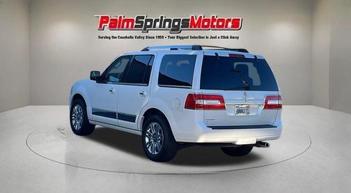 2010 Lincoln Navigator Base