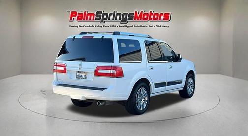 2010 Lincoln Navigator Base