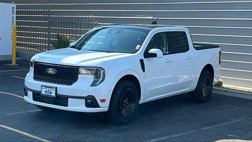 2025 Ford Maverick Lobo Standard