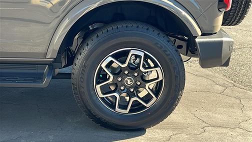 2025 Ford Bronco Outer Banks