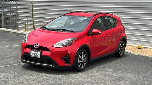 2018 Toyota Prius c Four
