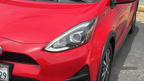 2018 Toyota Prius c Four