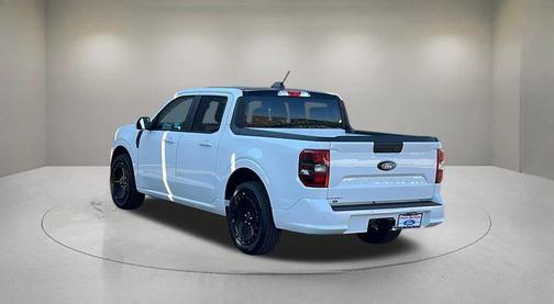 Oxford White 2025 Ford Maverick Lobo Standard