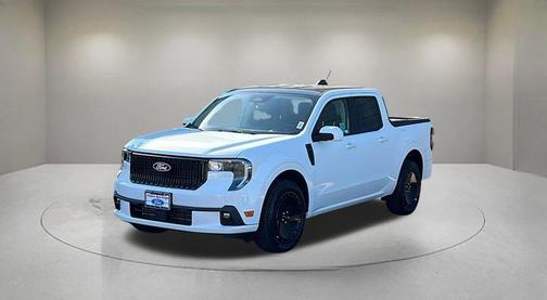 Oxford White 2025 Ford Maverick Lobo Standard