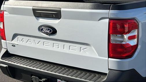 Space White Metallic 2026 Ford Maverick XLT