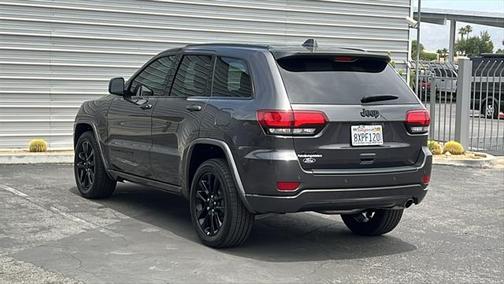 2021 Jeep Grand Cherokee Laredo