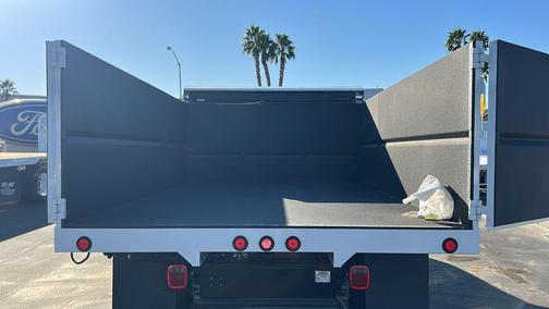 Oxford White 2024 Ford F-450 XL