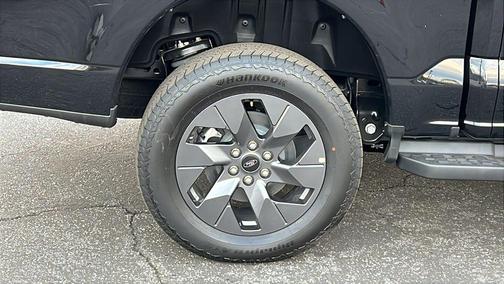 Agate Black Metallic 2025 Ford F-150 Lightning Flash