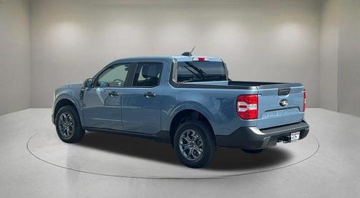 Azure Gray Metallic Tri-Coat 2026 Ford Maverick XLT