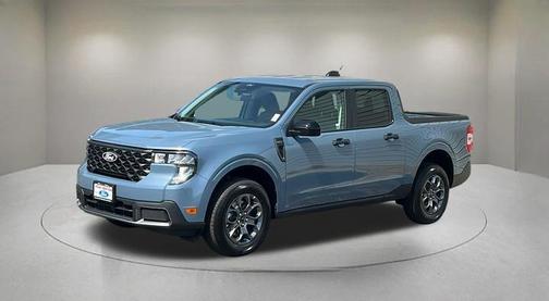 Azure Gray Metallic Tri-Coat 2026 Ford Maverick XLT