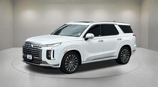 Hyper White 2023 Hyundai PALISADE Calligraphy