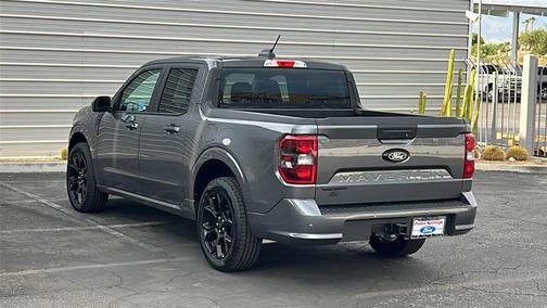 2025 Ford Maverick Lobo Standard