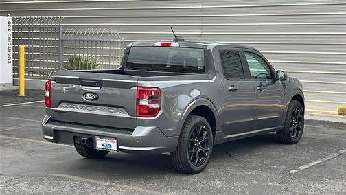 2025 Ford Maverick Lobo Standard