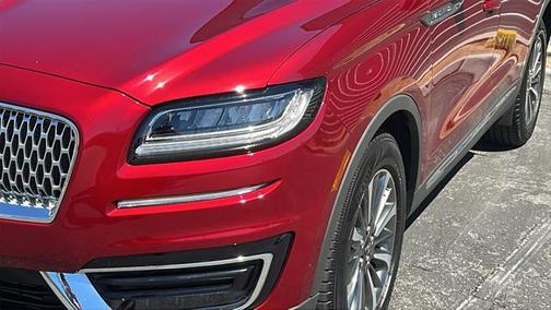 2019 Lincoln Nautilus Select