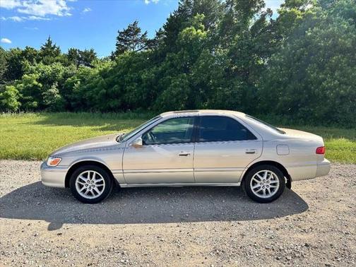 2001 Toyota Camry LE V6